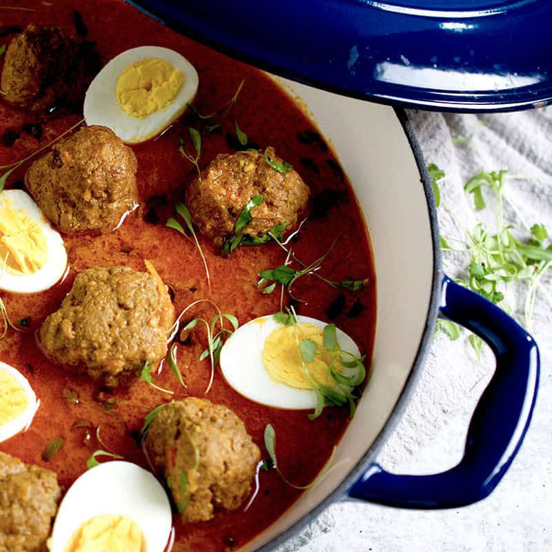 Beef Anda Kofta Curry